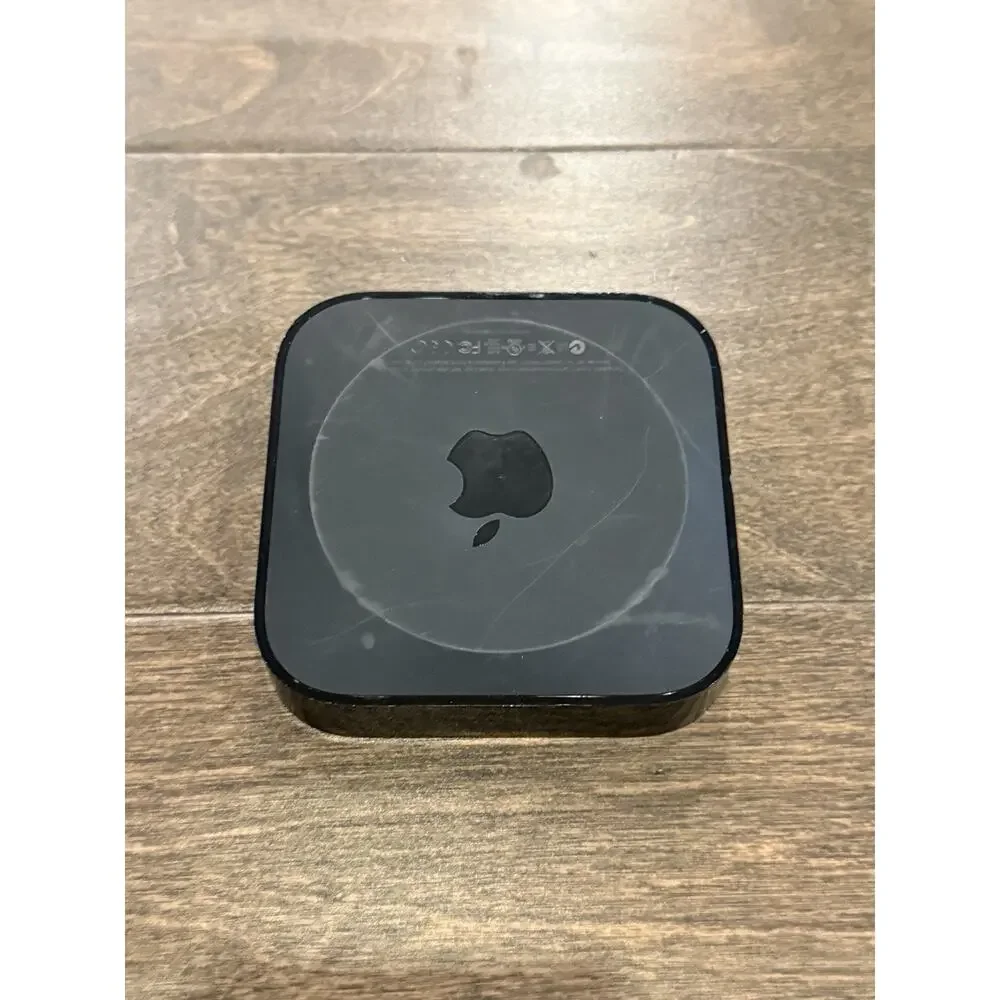 Apple TV (3rd Generation) 8GB HD Media Streamer 1427 *NO Remote Or Power Cord*